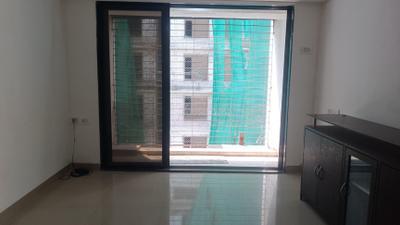 Living Room Image of 600 Sq.ft 1 BHK Apartment / Flat for sale in Romell Empress, Borivali West Mumbai for Rs. 11000000