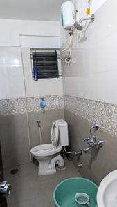 Bathroom Image of 1370 Sq.ft 2.5 BHK Apartment / Flat for rent in Sumukha Serenity, Bommanahalli Bengaluru for Rs. 35000
