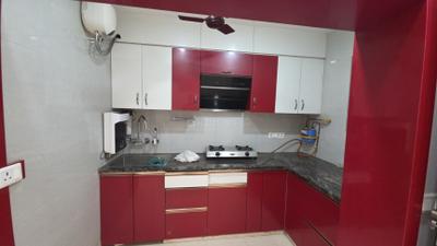 Kitchen Image of 700 Sq.ft 2 BHK Apartment / Flat for rent in Pitampura New Delhi for Rs. 28000