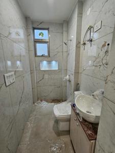 Bathroom Image of 2400 Sq.ft 2 BHK Builder Floor for rent in Sector 21 Gurgaon for Rs. 40000