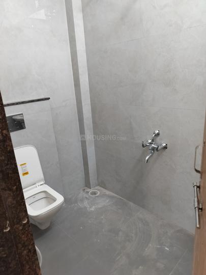Nipania Bathroom 1