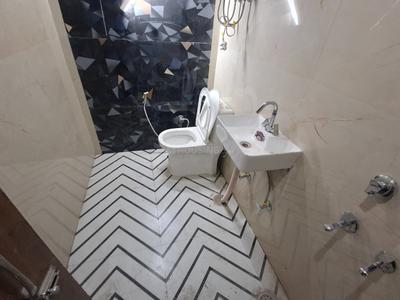 Image of 450 Sq.ft 1 BHK Independent House for rent in Old Double Storey, Lajpat Nagar, New Delhi for Rs. 25000