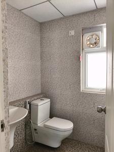 Common Bathroom Image of 1950 Sq.ft 3 BHK Apartment / Flat for sale in Shree Vardhman Victoria, Sector 70 Gurgaon for Rs. 24500000