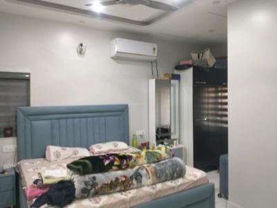 Bedroom Image of 1200 Sq.ft 3 BHK Apartment / Flat for sale in Arunodaya apartment, Vikaspuri New Delhi for Rs. 16500000