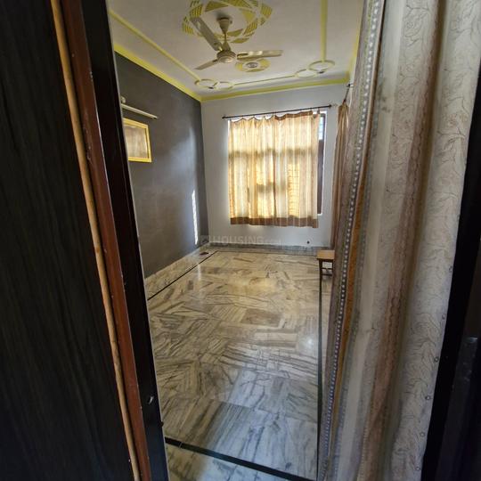 Model Town Phase 2, Model Town Bedroom 1