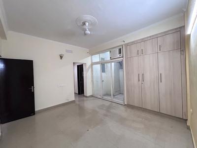 Bedroom Image of 2500 Sq.ft 4.5 BHK Villa for rent in Amrapali Dream Valley, Noida Extension Greater Noida for Rs. 40000
