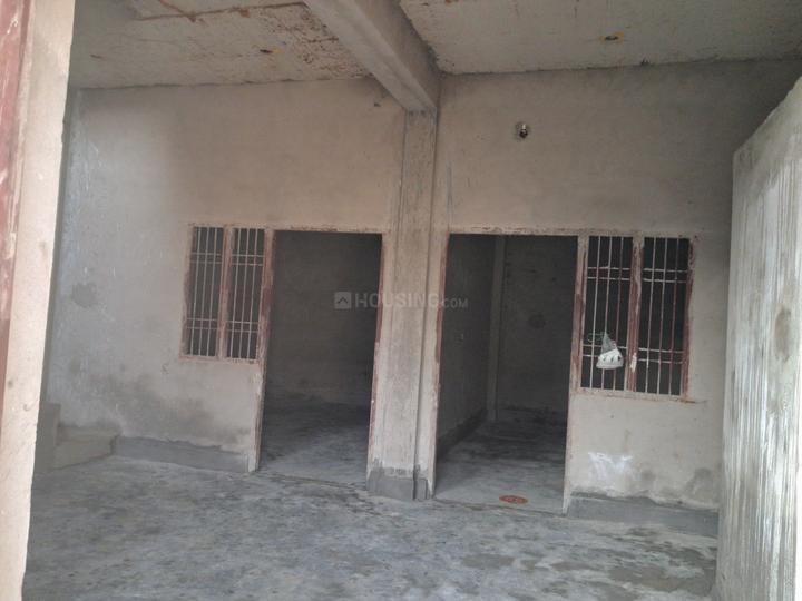 Milak Lachchhi, Noida Extension Main Image 1