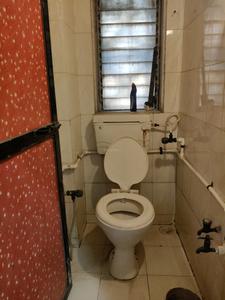 Common Bathroom Image of 642 Sq.ft 1 BHK Apartment / Flat for rent in Usha Complex, Bhandup West Mumbai for Rs. 26000