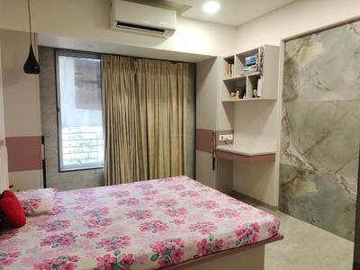 Bedroom Image of 1777 Sq.ft 3 BHK Apartment / Flat for sale in Vini Tower, Malad West Mumbai for Rs. 47000000