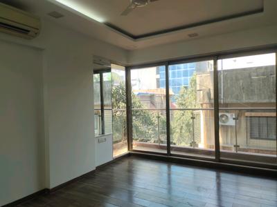 Bedroom Image of 2100 Sq.ft 4 BHK Apartment / Flat for sale in SD Bhalerao Multan Height, Vile Parle West Mumbai for Rs. 82500000