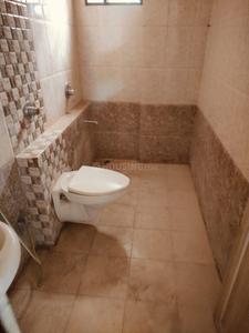 Bathroom Image of 1400 Sq.ft 3 BHK Apartment / Flat for sale in Gold Govind Wing In Golden Park I, Omkar Nagar Nagpur for Rs. 6100000