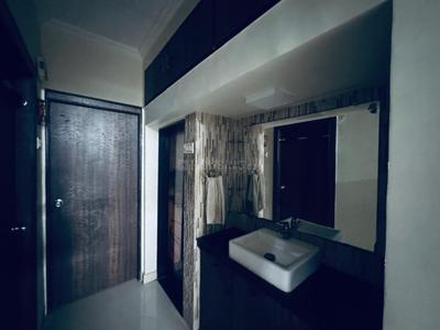 Image of 1000 Sq.ft 2 BHK Apartment / Flat for rent in Rustomjee Azziano, Thane West, Thane for Rs. 45000