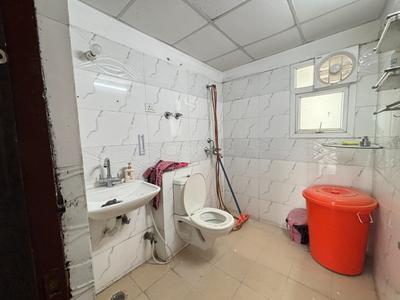 Panchsheel Pratishtha Bathroom One 3