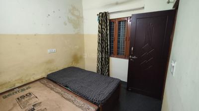 Bedroom Image of 500 Sq.ft 2 BHK Builder Floor for rent in Kedar Puram Dehradun for Rs. 7499