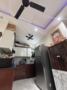 Kitchen Image of 900 Sq.ft 3 BHK Builder Floor for sale in Shahdara New Delhi for Rs. 8500000