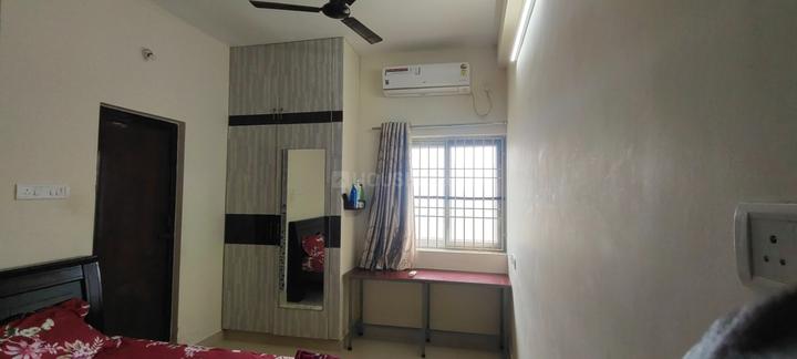 Sekaran town square Bedroom 1