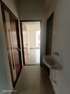 Image of 1085 Sq.ft 2 BHK Apartment / Flat for rent in Chharwada, Vapi for Rs. 8000