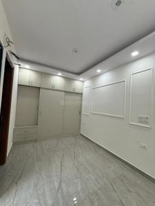 Bedroom Image of 1100 Sq.ft 2 BHK Builder Floor for rent in Ramesh Nagar New Delhi for Rs. 29000