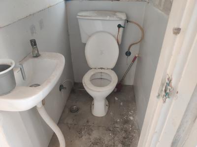 Bathroom Image of 375 Sq.ft 1 BHK Apartment / Flat for sale in Signature Global Solera, Sector 107 Gurgaon for Rs. 3300000