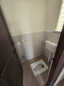 Bathroom Image of 483 Sq.ft 1 BHK Apartment / Flat for rent in Skylark Apartments RVR 7A At Riverview City, Loni Kalbhor Pune for Rs. 15000
