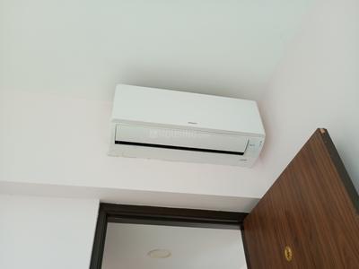 Bedroom Image of 620 Sq.ft 1 BHK Apartment / Flat for sale in Rajesh White City, Kandivali East Mumbai for Rs. 13000000