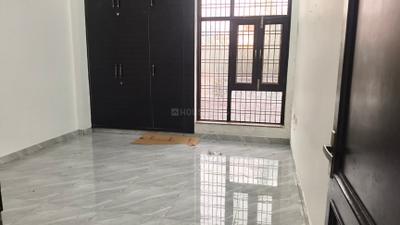 Bedroom Image of 3500 Sq.ft 3 BHK Apartment / Flat for rent in Sector 122 Noida for Rs. 32006