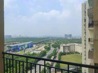 Bedroom Three Image of 1425 Sq.ft 3 BHK Apartment / Flat for sale in Paramount Floraville, Sector 137 Noida for Rs. 17500000