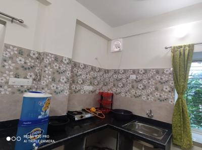 Kitchen Image of 431 Sq.ft 1 BHK Apartment / Flat for rent in Salt Lake City Kolkata for Rs. 21000