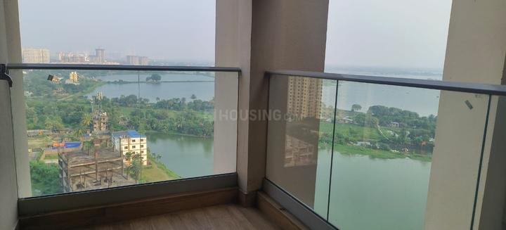 Merlin 5th Avenue Main Image 1