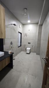 Bathroom Image of 3500 Sq.ft 3 BHK Builder Floor for rent in Sector 116 Noida for Rs. 75000