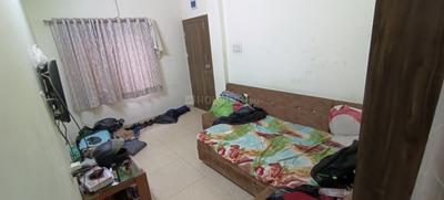 Bathroom Image of 1000 Sq.ft 1 BHK Builder Floor for rent in Nipania Indore for Rs. 18000
