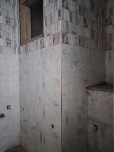 Common Bathroom Image of 1000 Sq.ft 2 BHK Apartment / Flat for sale in Sector 102 Noida for Rs. 4300000