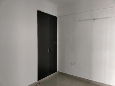 Bedroom Image of 1350 Sq.ft 3 BHK Apartment / Flat for rent in Gardenia Glory, Sector 46 Noida for Rs. 31000
