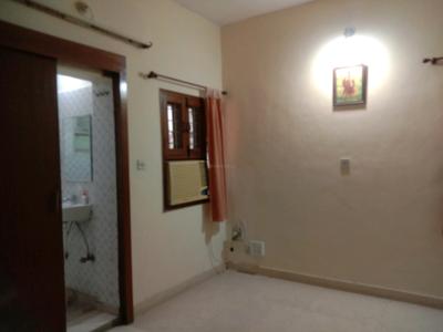 Bedroom Image of 1400 Sq.ft 2.5 BHK Apartment / Flat for rent in DDA Flats Vasant Kunj, Vasant Kunj New Delhi for Rs. 65000