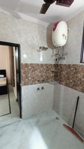 Bathroom Image of 1000 Sq.ft 2 BHK Builder Floor for rent in Sector 1 Dwarka New Delhi for Rs. 25000