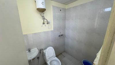 Image of 900 Sq.ft 3 BHK Apartment / Flat for sale in Pyramid Altia, Sector 70, Gurgaon for Rs. 9000000
