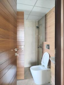 Common Bathroom Image of 1085 Sq.ft 2 BHK Apartment / Flat for sale in ACE Parkway, Sector 150 Noida for Rs. 13500100