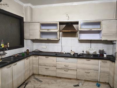 Kitchen Image of 2000 Sq.ft 3.5 BHK Builder Floor for rent in Sector 14 Gurgaon for Rs. 50000