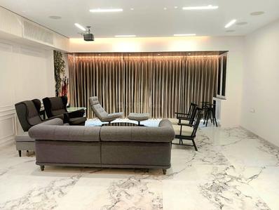 Hall Image of 3500 Sq.ft 5 BHK Apartment / Flat for sale in JP Road Project, Andheri West Mumbai for Rs. 170000000