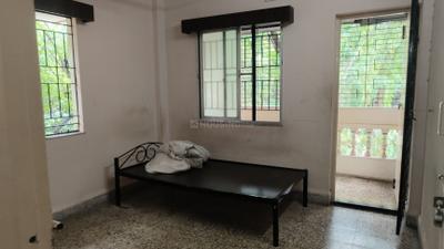 Bedroom Image of 900 Sq.ft 2 BHK Apartment / Flat for rent in Kothrud Pune for Rs. 30000