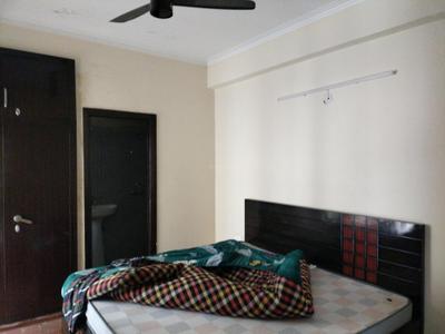 Bedroom Image of 1200 Sq.ft 2.5 BHK Apartment / Flat for rent in Amrapali Centurian Park, Noida Extension Greater Noida for Rs. 19000