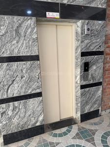 Bathroom Image of 1450 Sq.ft 2 BHK Builder Floor for rent in Sahastradhara Road Dehradun for Rs. 32000
