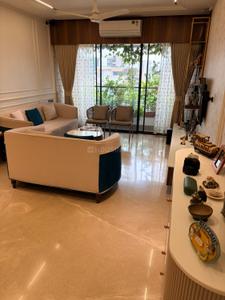 Living Room Image of 850 Sq.ft 2 BHK Apartment / Flat for rent in Aum Nav Kiran, Santacruz West Mumbai for Rs. 250000