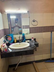 Bathroom Image of 800 Sq.ft 1 RK Independent House for rent in Sector 50 Noida for Rs. 15000