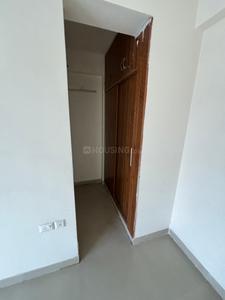 Bedroom Image of 1605 Sq.ft 3 BHK Apartment / Flat for rent in Noida Extension Greater Noida for Rs. 20000