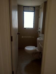 Bathroom Image of 507 Sq.ft 2 BHK Apartment / Flat for rent in Runwal Gardens, Dombivli East Thane for Rs. 10000