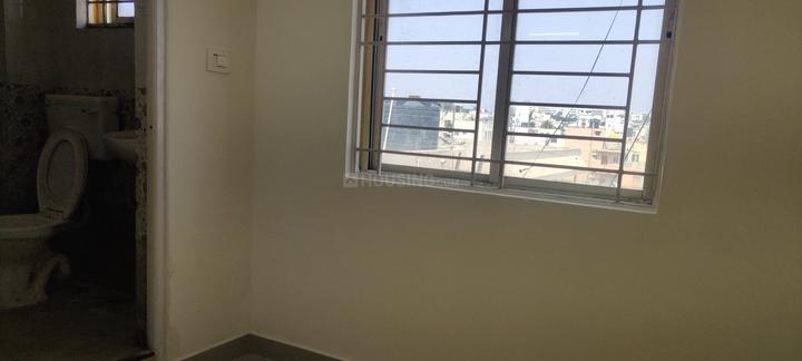 Lift building Bedroom 1