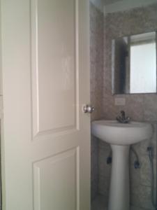 Common Bathroom Image of 830 Sq.ft 2 BHK Apartment / Flat for sale in Paras Seasons, Sector 168 Noida for Rs. 7500000