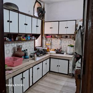 Kitchen Image of 1800 Sq.ft 3 BHK Builder Floor for rent in Rajouri Garden New Delhi for Rs. 42000