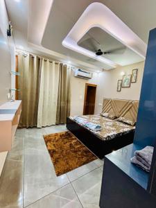 Bedroom Image of 2200 Sq.ft 3 BHK Builder Floor for rent in Parsvnath Parsvnath Greens, Mubarakpur Dera Bassi for Rs. 30000